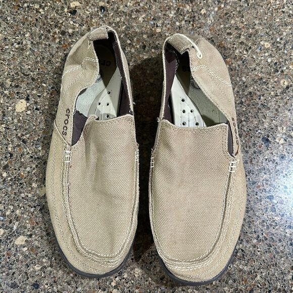 Men’s crocs walu canvas slip on shoes 10 - Picture 1 of 8